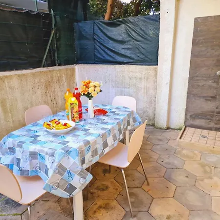 Residenza Sirena דירה *