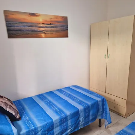 Residenza Sirena דירה *